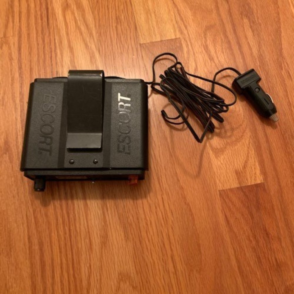 Escort Radar Detector - Picture 3 of 9